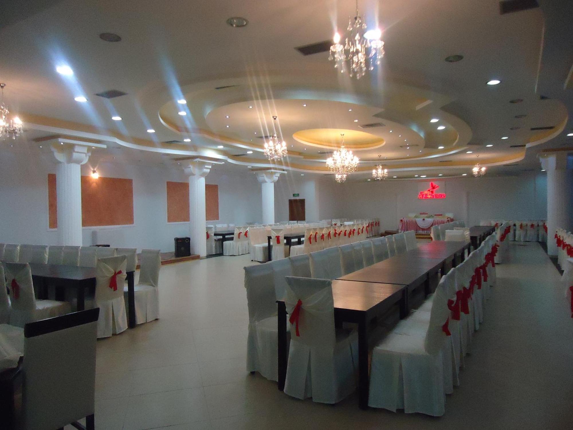 Hotel Albatros Prizren Extérieur photo