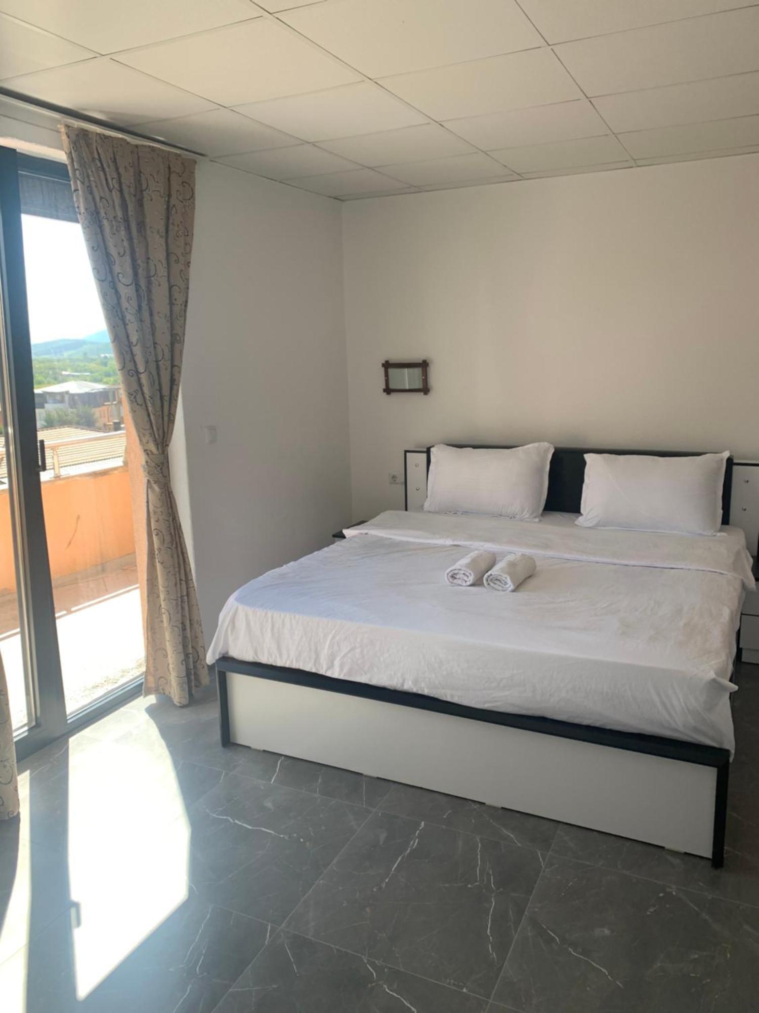 Hotel Albatros Prizren Extérieur photo