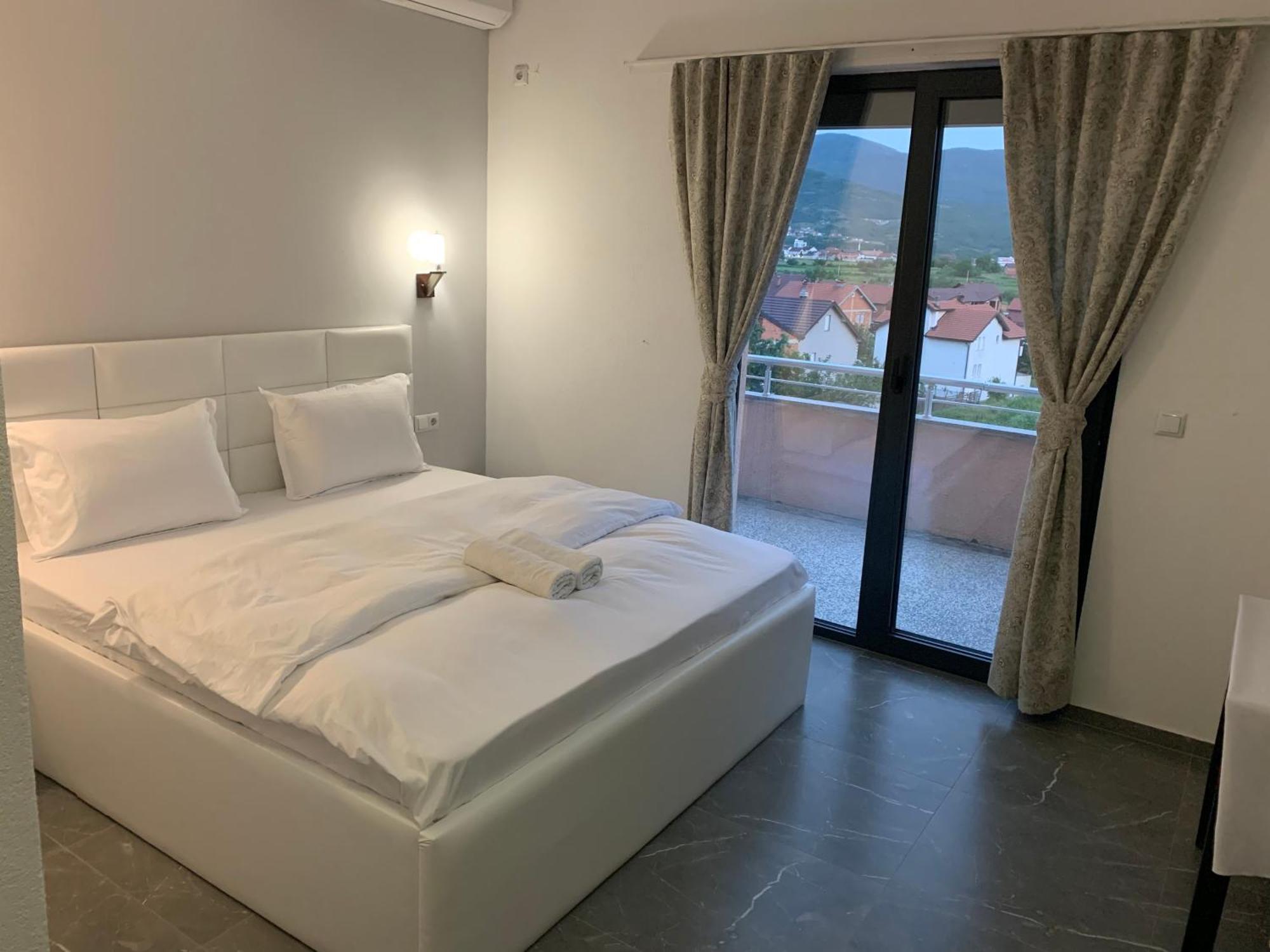 Hotel Albatros Prizren Extérieur photo