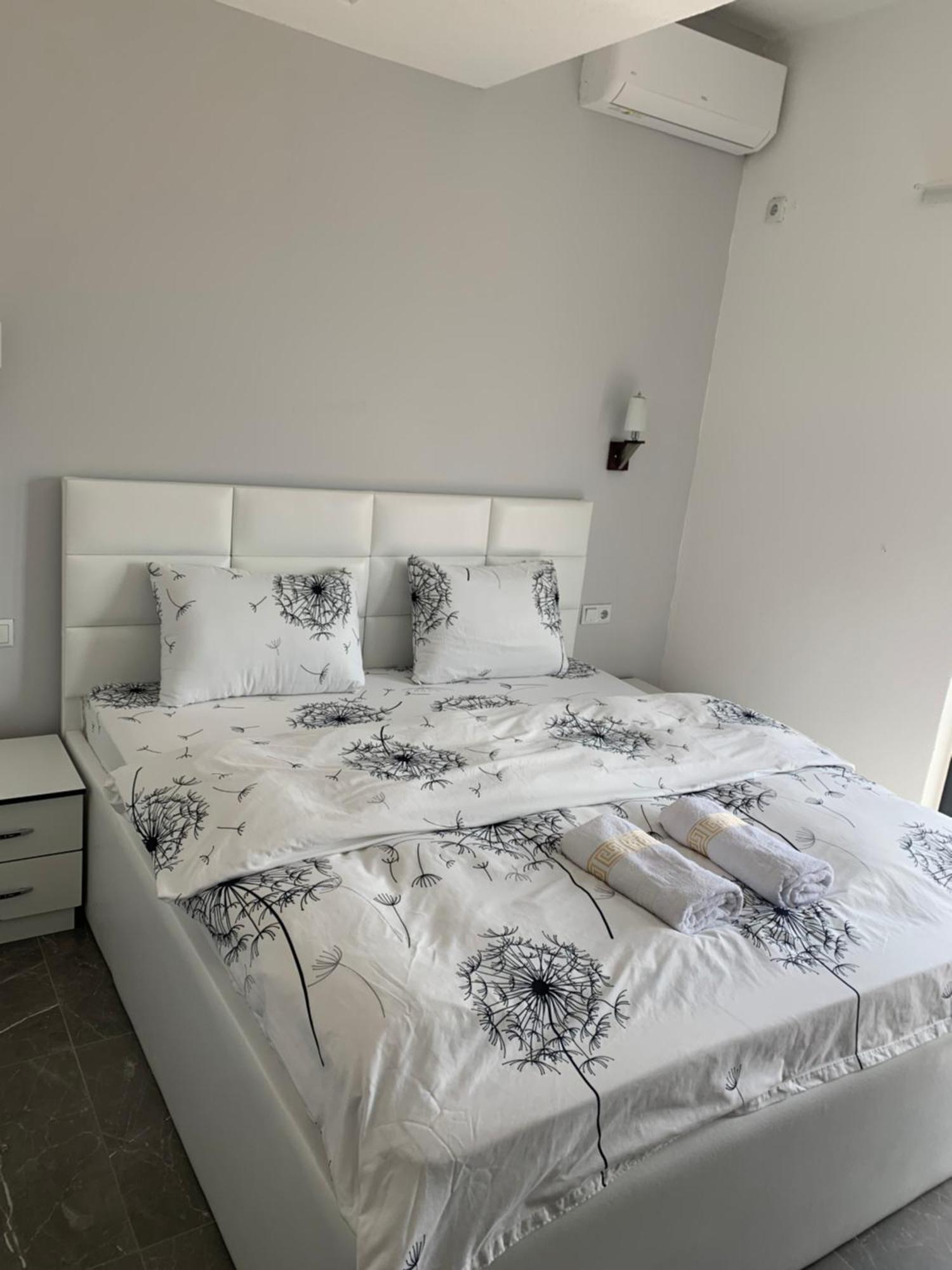 Hotel Albatros Prizren Extérieur photo
