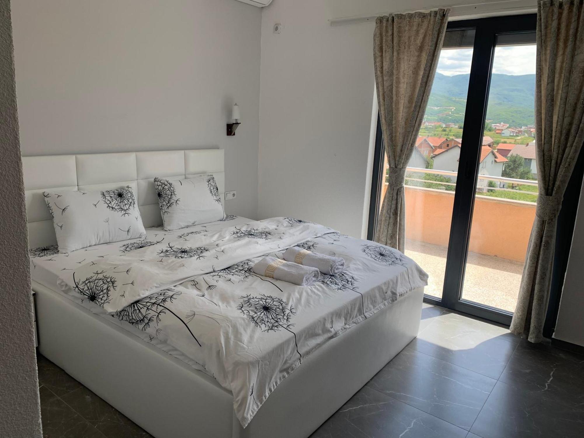 Hotel Albatros Prizren Extérieur photo