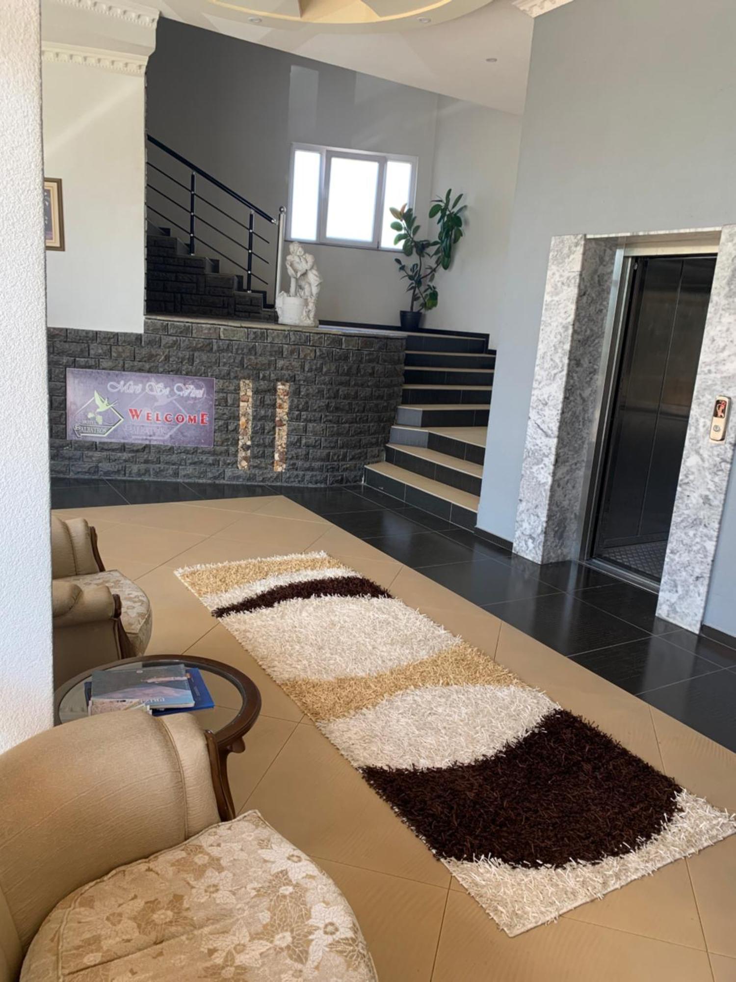 Hotel Albatros Prizren Extérieur photo