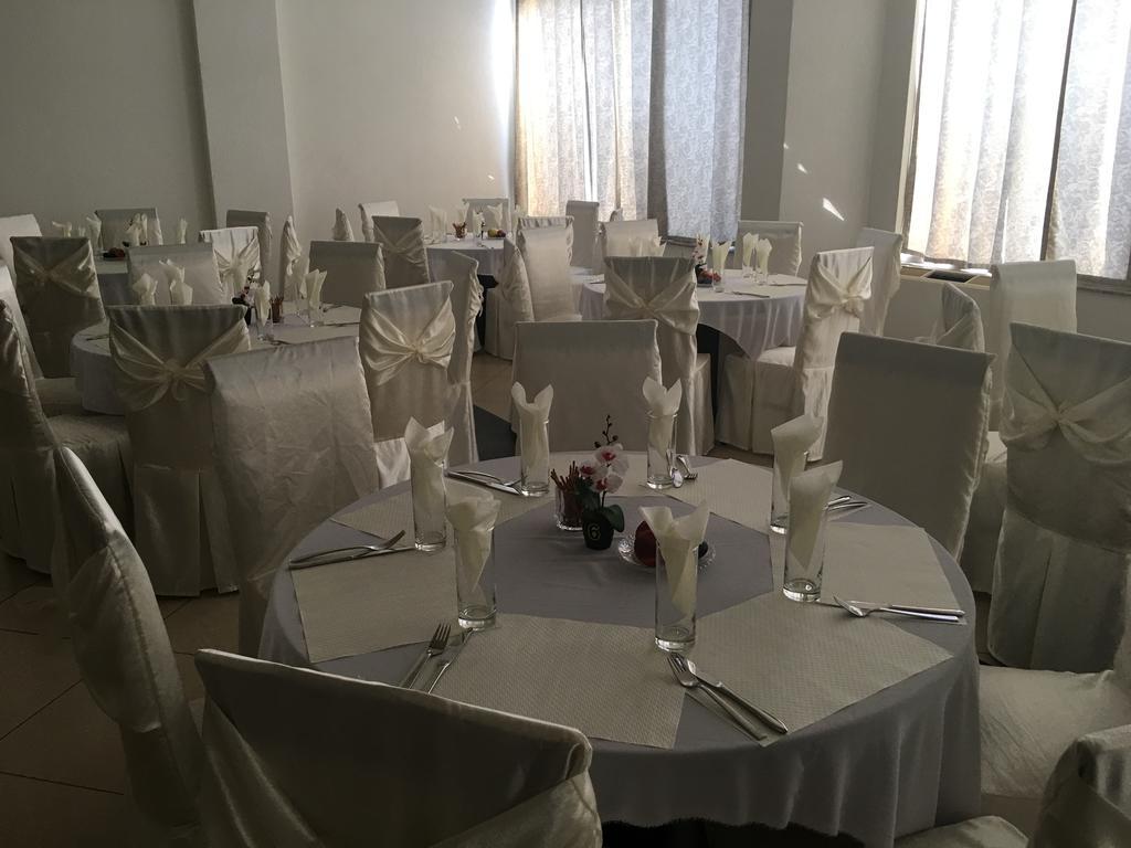 Hotel Albatros Prizren Extérieur photo